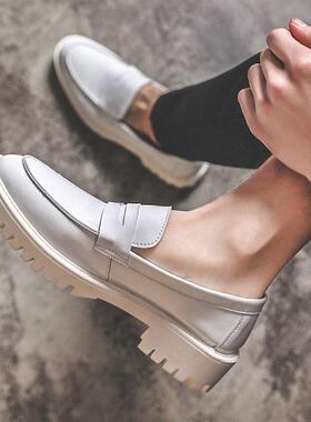 Trendsetters！质感拉满丨雀实帅丨白色真皮乐福鞋厚底增高一脚蹬