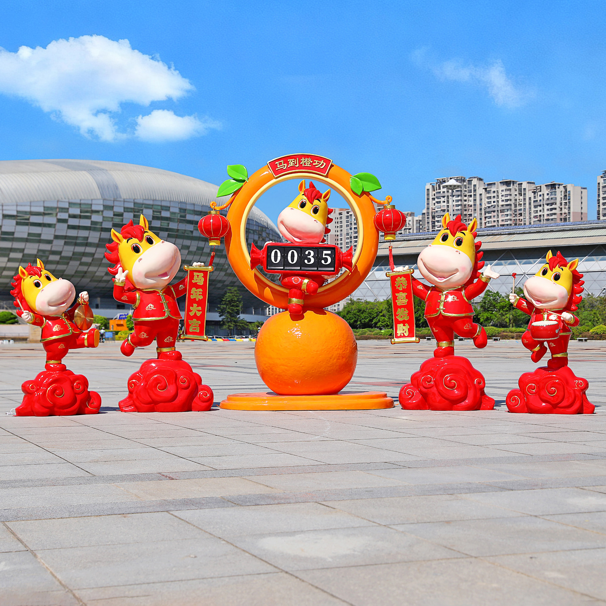 2026新年马雕塑春节元旦卡通吉祥物可发光小区文旅商场美陈装饰品