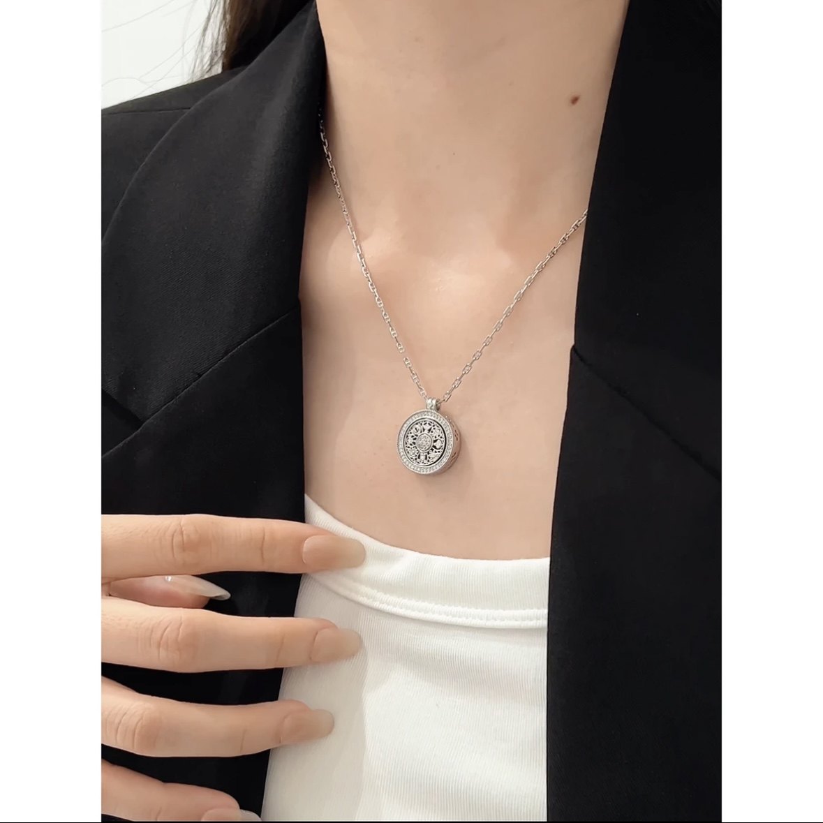 《八宝罗盘》小众设计师款罗盘拼接925银饰项链可转动的圆盘项链,饰品/流行首饰/时尚饰品新,项链,淘宝优惠券,粉丝福利购,淘宝优惠卷