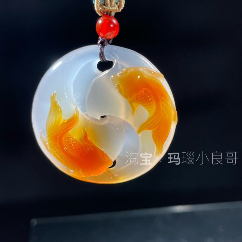 天然玛瑙时来运转双鱼吊坠精工巧色雕刻莫比乌斯环项链挂件男女款