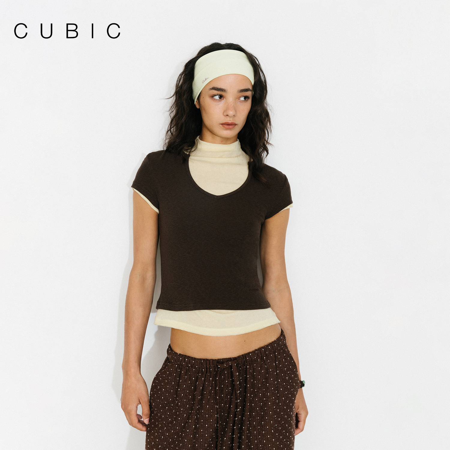 【明星同款】花瓣U型领短款T恤