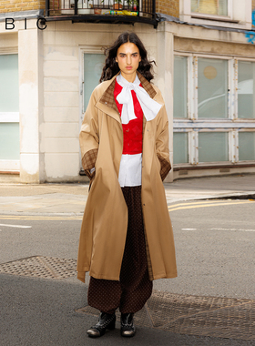 CUBIC简约撞色宽松廓形秋季小众拼接格纹袖口立领长款风衣EC1002