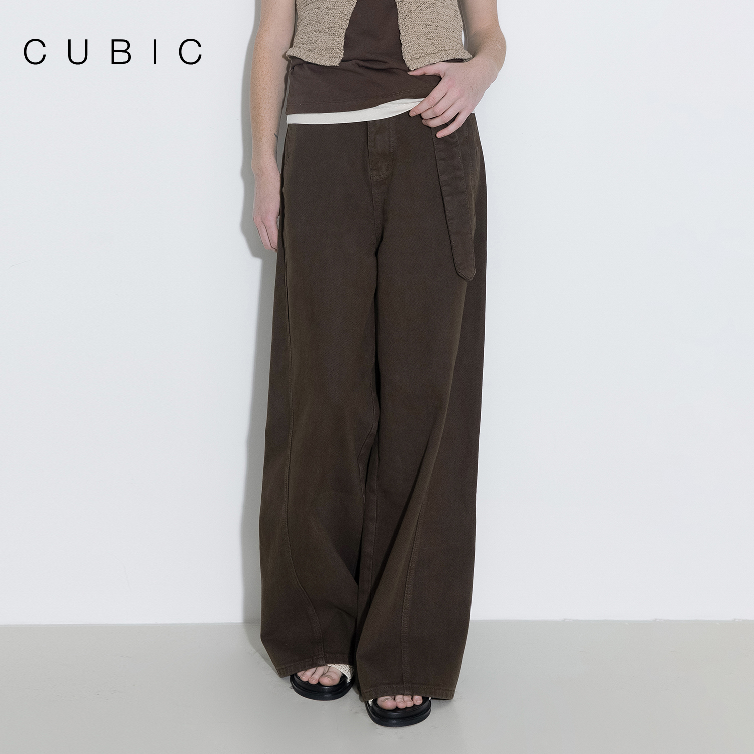 CUBIC解构分割阔腿牛仔裤