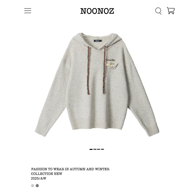 秋冬彩点小狗胸针连帽毛衣