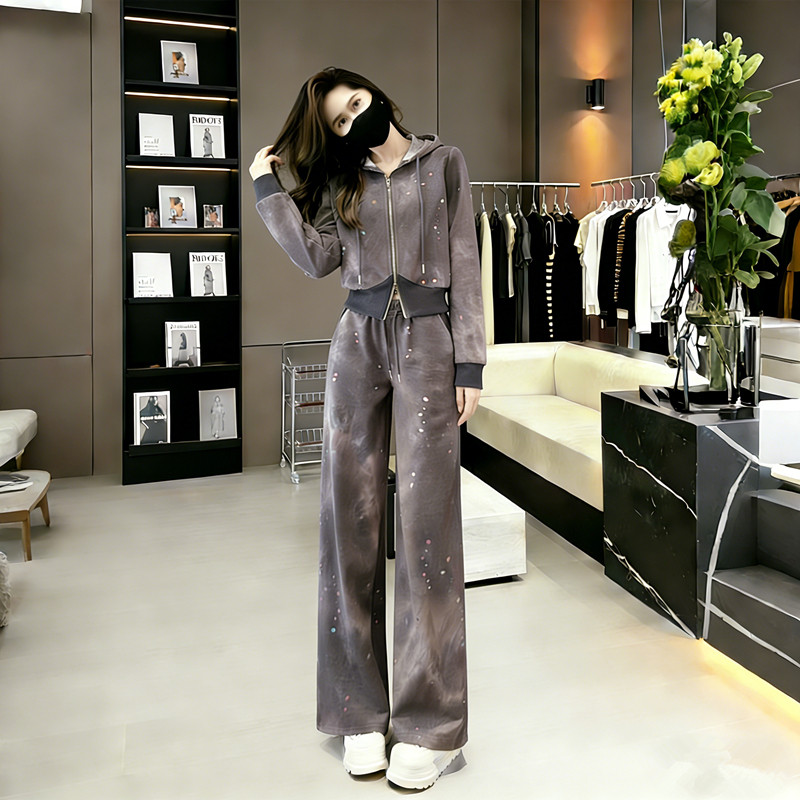 韩系减龄休闲运动套装女春秋季新款时尚连帽卫衣阔腿裤穿搭两件套