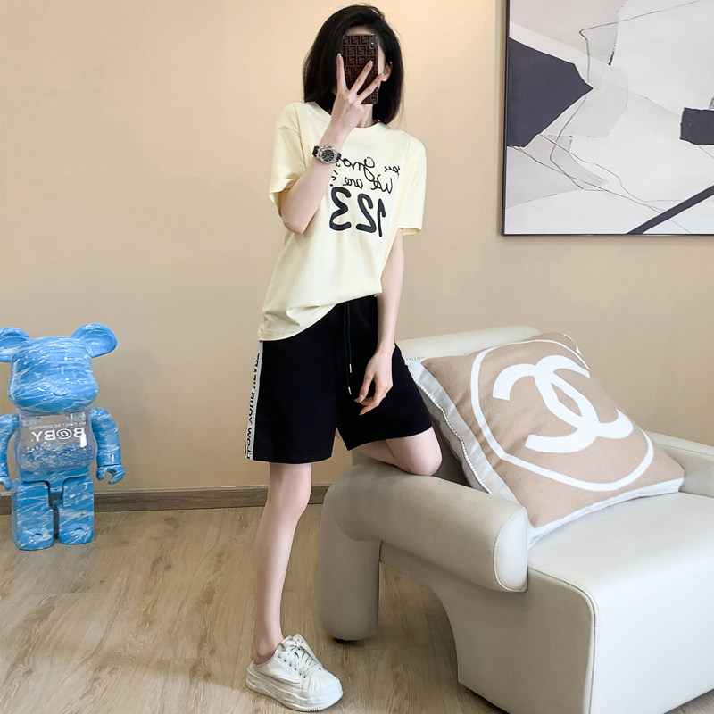 休闲套装女夏季2025新款宽松显瘦减龄学院风短袖短裤运动服两件套