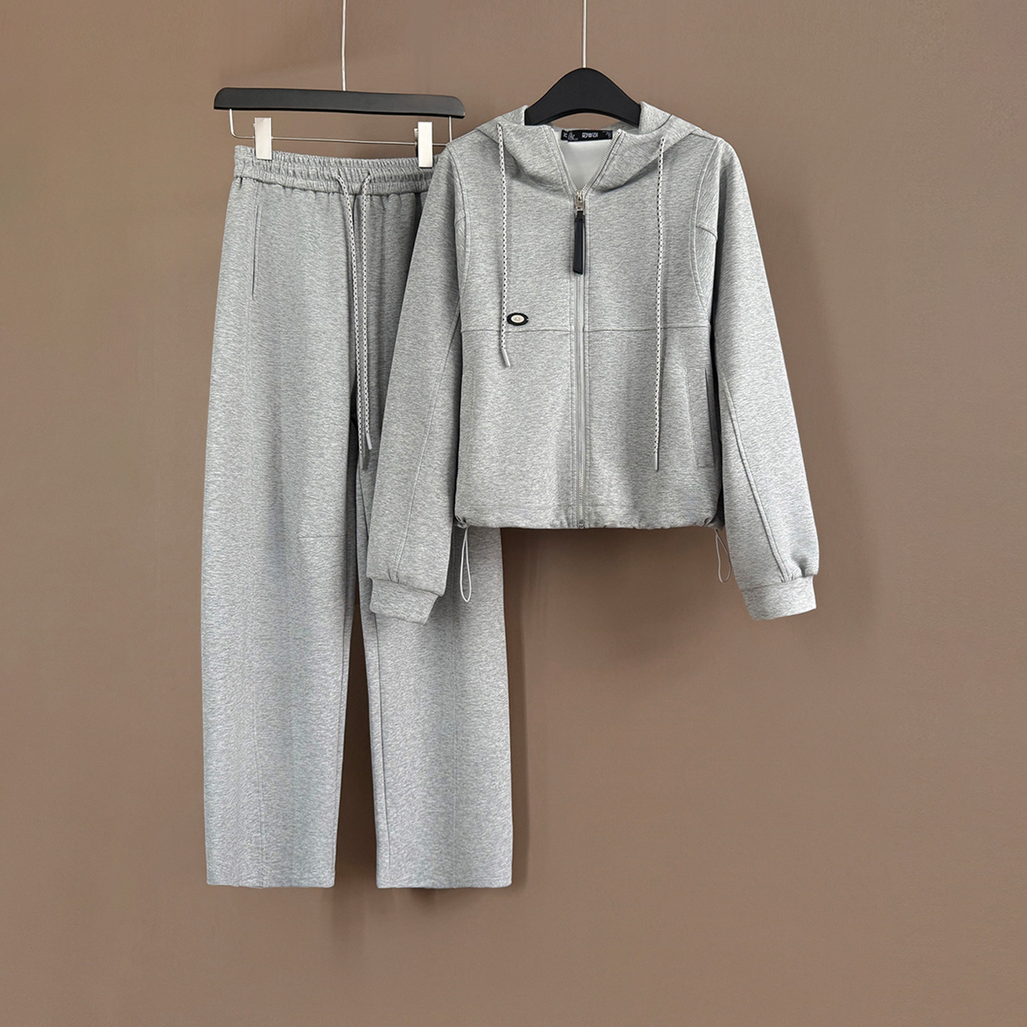 韩版时尚休闲套装女春秋季宽松显瘦连帽开衫卫衣阔腿裤运动两件套