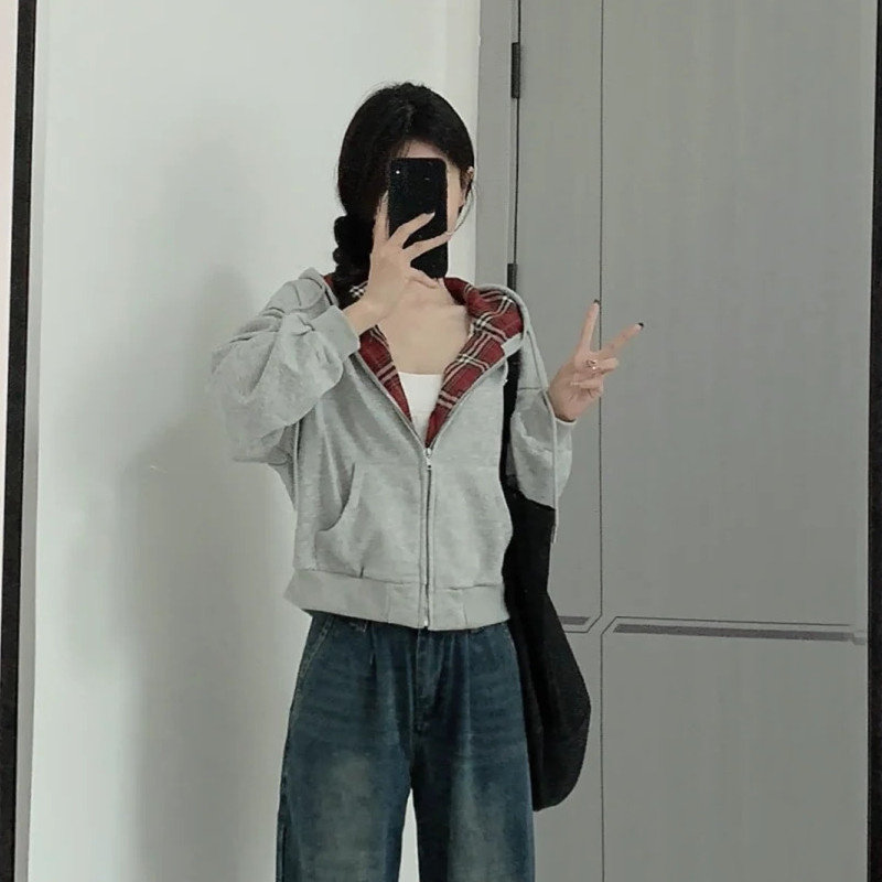 灰色连帽拉链外套女秋冬2024新款宽松撞色格纹里布短款开衫卫衣潮