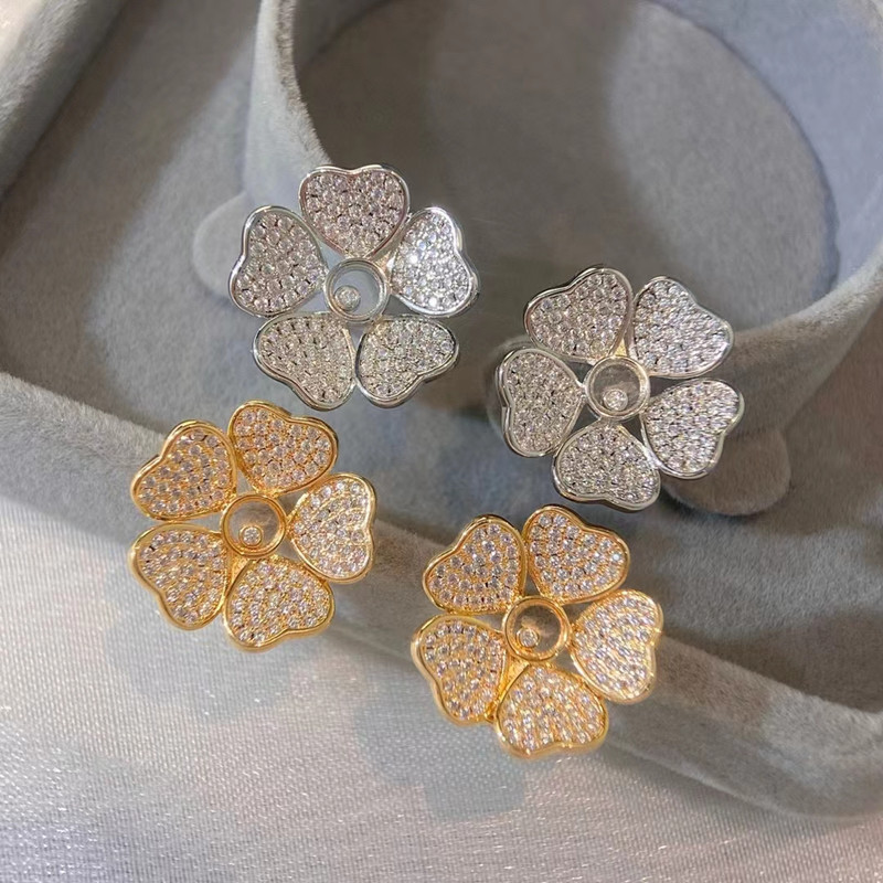 AU750白金进口莫桑石五花瓣爱心耳钉欧美时尚18K镶嵌花朵耳饰女新