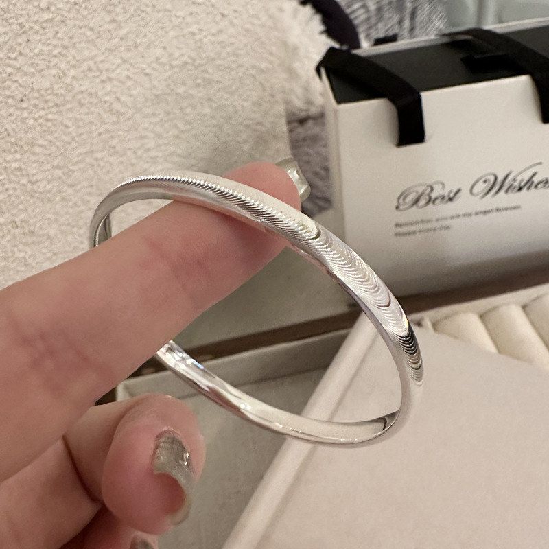 【正品】足银999闭口闪闪猫眼银手镯纯银波光粼粼车花银镯首饰图片