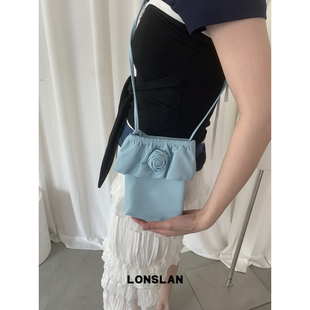 NEW 2025 玫瑰花设计柔软软皮百搭单肩斜挎手机包 BAG Lonslan