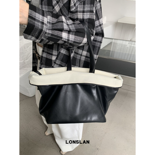 黑色大容量翻面皮质单肩腋下包包 2024秋冬新款 Lonslan BAG