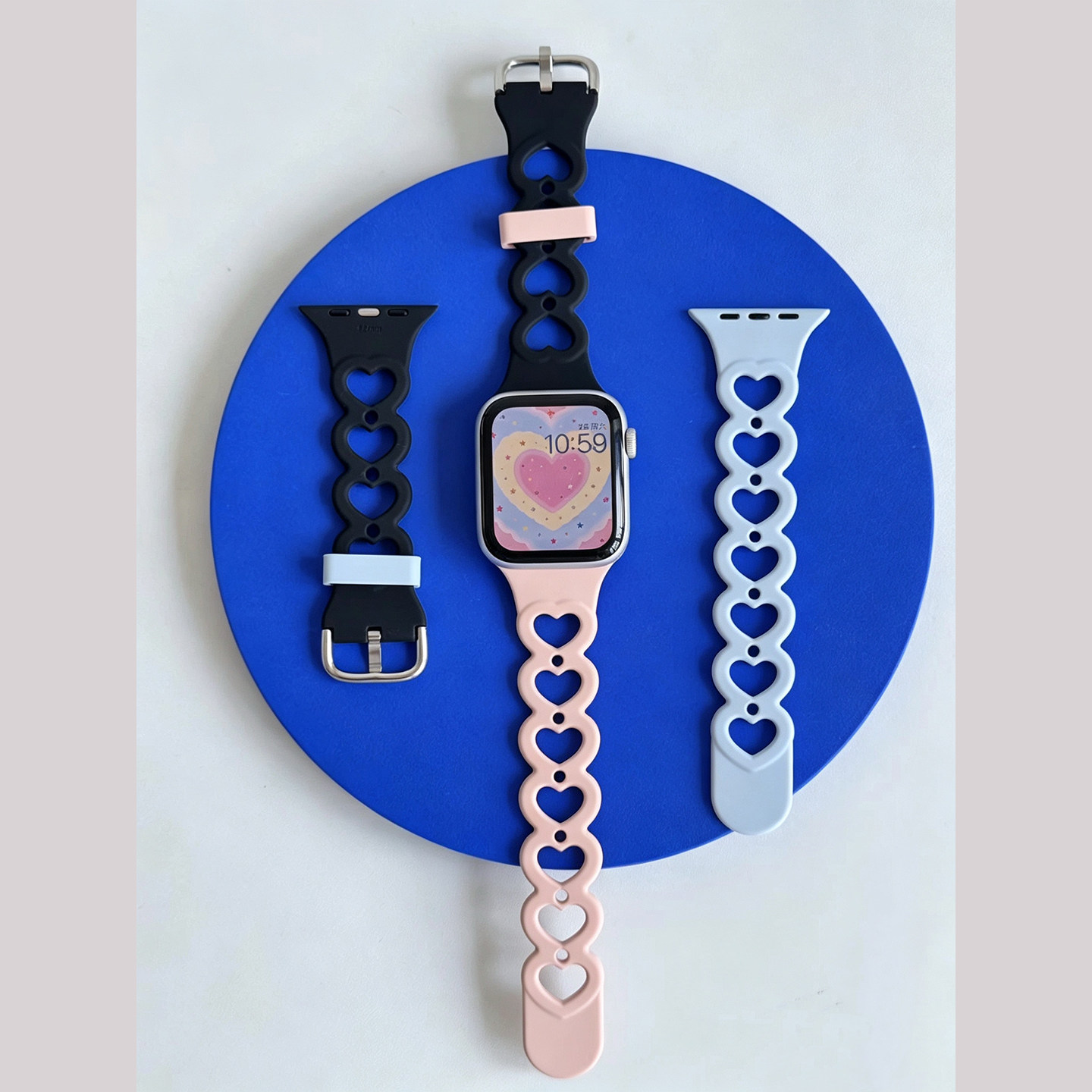 适用AppleWatch爱心硅胶透气表带