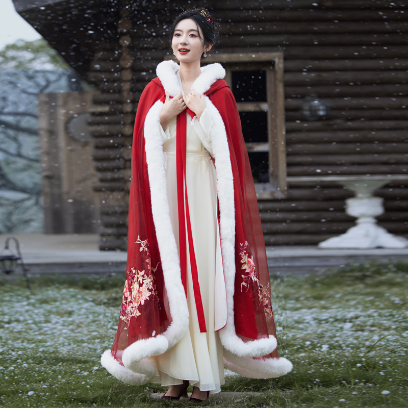 大氅披风女冬天结婚新娘秀禾服斗篷红色汉服加绒中国风披肩冬季