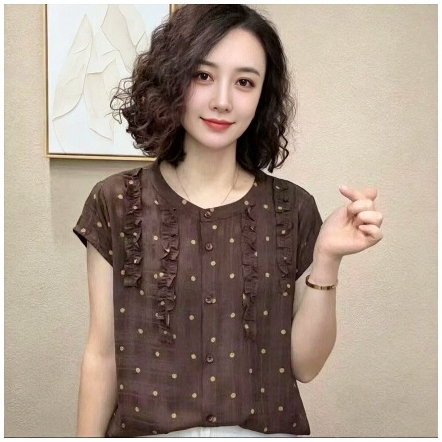 夏季新款圆领木耳短袖衬衫女洋气百搭减龄妈妈装显瘦气质开衫上衣
