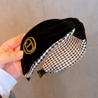 宽边千鸟格咖啡色军绿