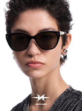 PLASTIC BRAIN超轻一体镜片太阳镜小众猫眼素颜连体墨镜女遮阳