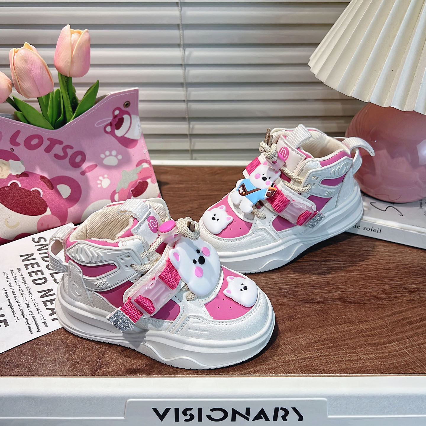 女童鞋子2026新款春秋款儿童运动鞋春款女孩高帮板鞋女款女宝单鞋