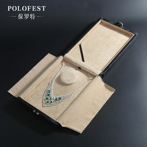 翡翠项链彩宝皮革首饰盒