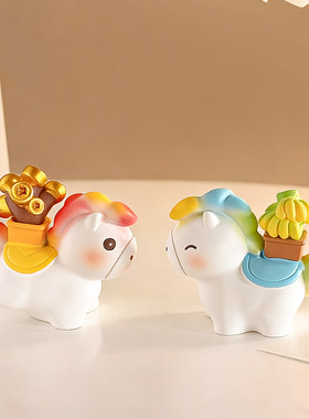 可爱创意马年摆件工位桌面情绪稳定器树脂小马装饰品2026新款车载