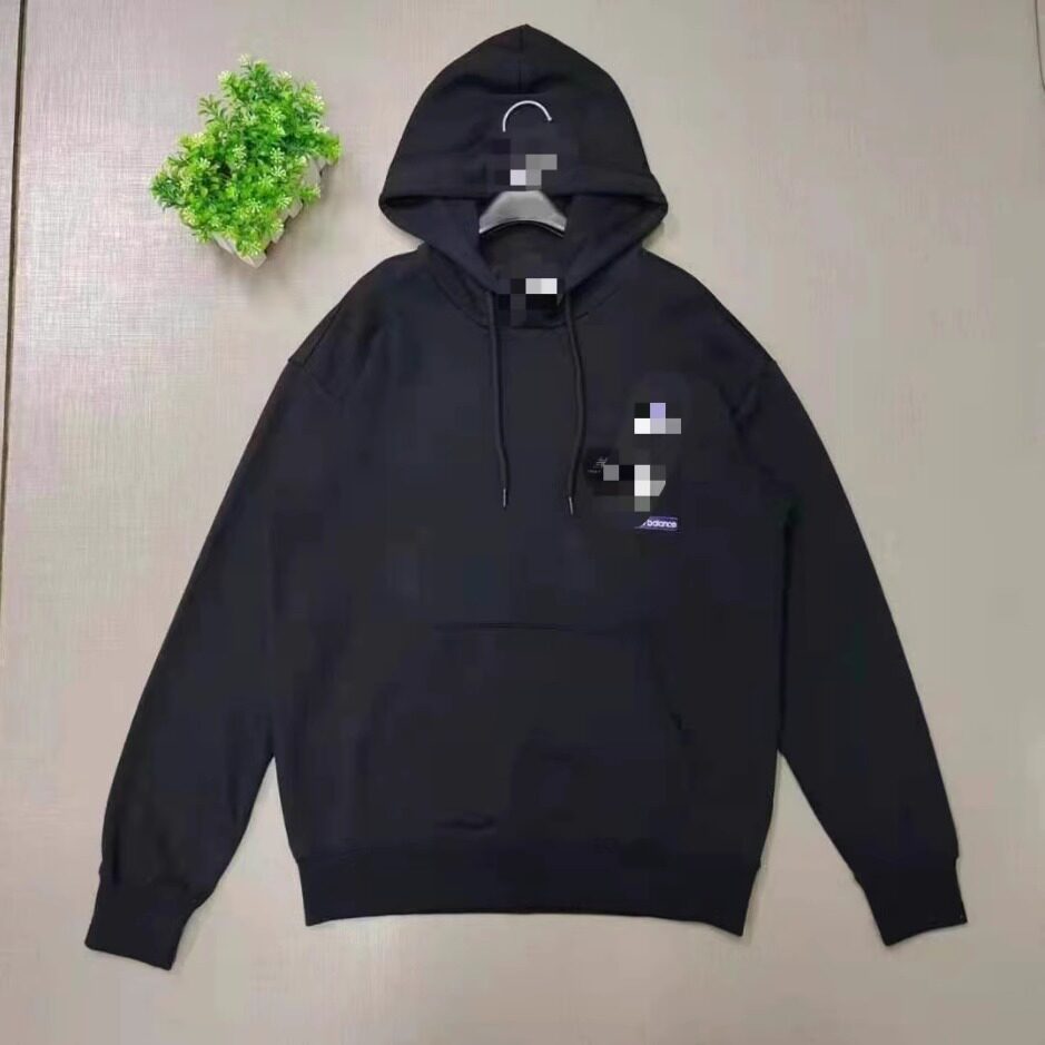 徽章连帽男装卫衣春秋时尚刺绣