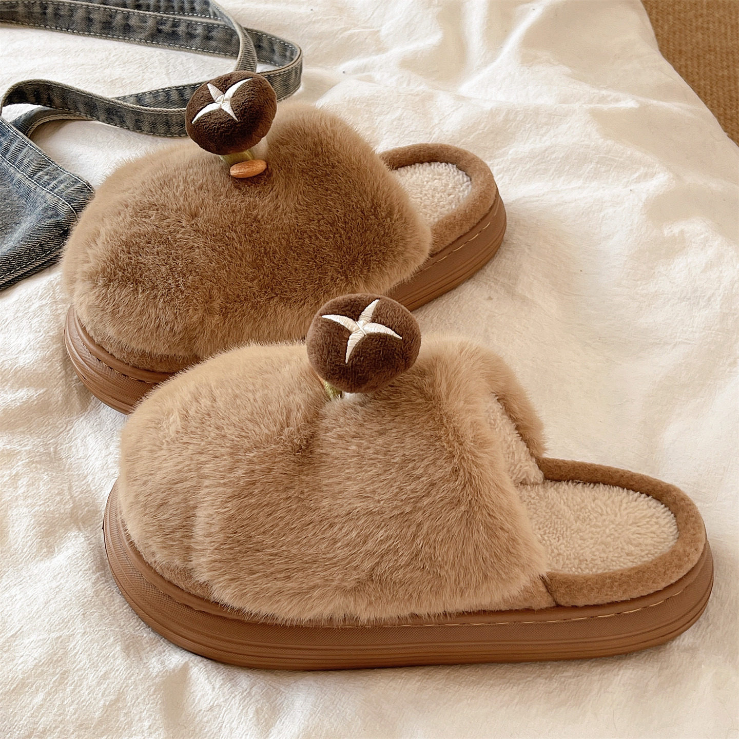 可爱蘑菇厚底保暖棉拖鞋