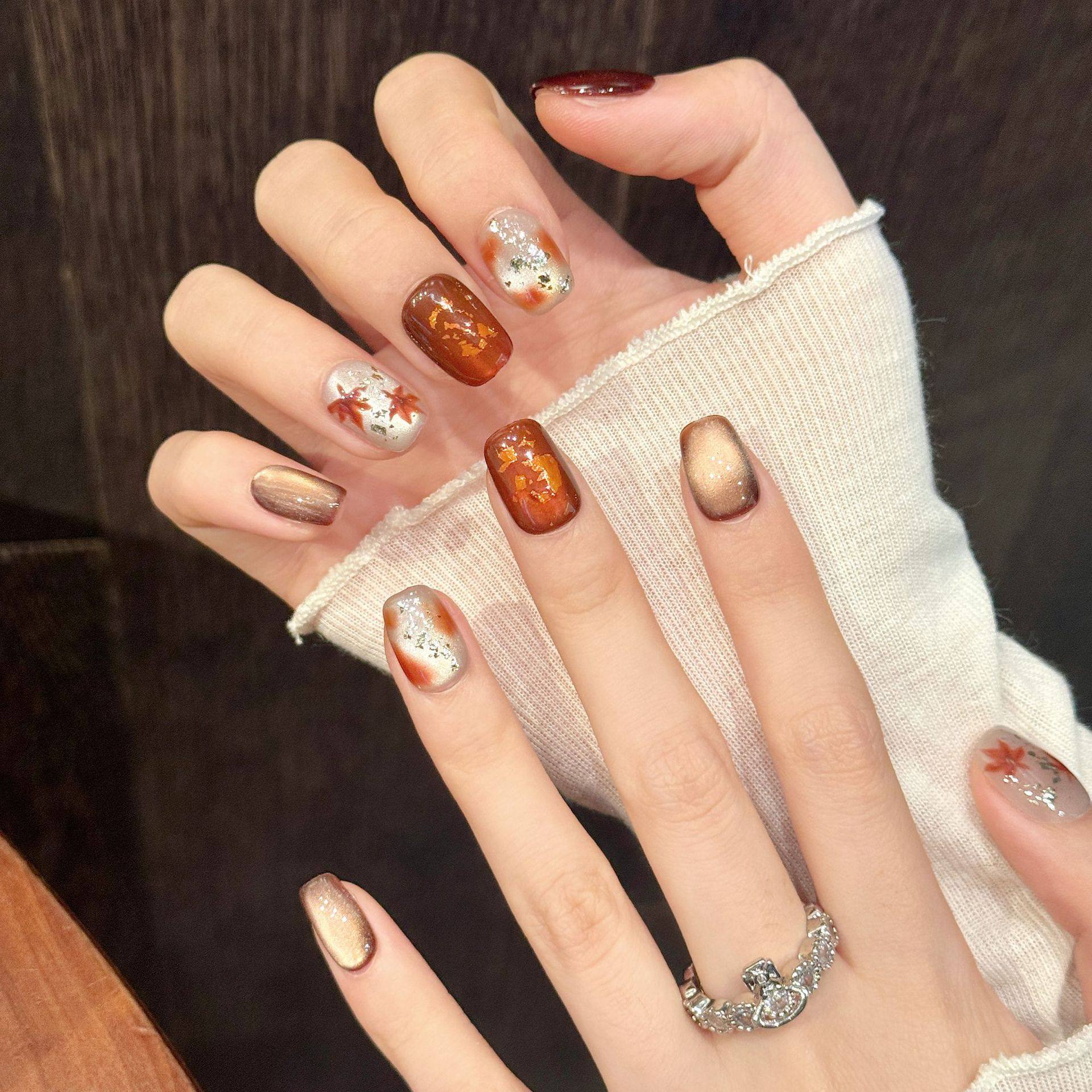 纯手工穿戴甲秋冬百搭枫叶高级氛围感亮面晕染猫眼美拉德爆款美甲,彩妆/香水/美妆工具,穿戴甲/甲片,淘宝优惠券,粉丝福利购,淘宝优惠卷