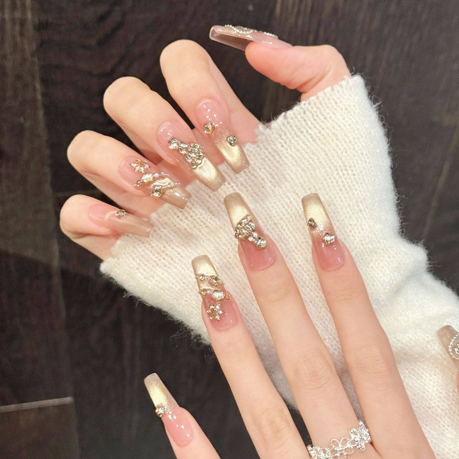 纯手工穿戴甲【金钻粉枝】粉金渐变手工穿戴甲枝蔓长短款轻奢美甲,彩妆/香水/美妆工具,穿戴甲/甲片,淘宝优惠券,粉丝福利购,淘宝优惠卷