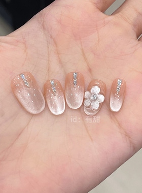 猫眼穿戴甲短款纯手工绝美穿戴款美甲2025新款高级感爆款指甲贴片