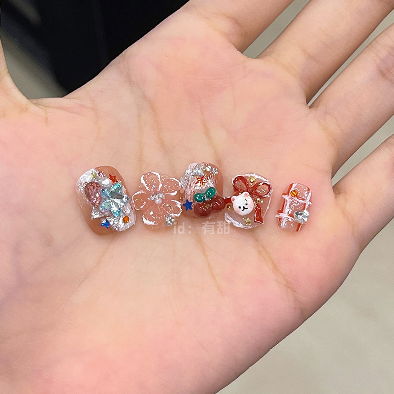 短款穿戴甲2025新款高级感重工显白指甲贴片夏日纯手工穿戴式美甲