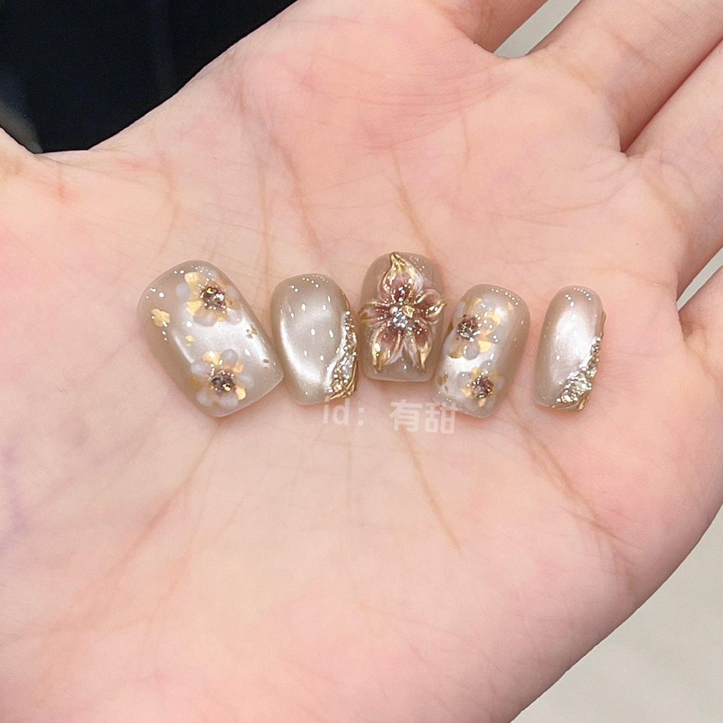 纯手工不掉钻秋冬绝美穿戴美甲