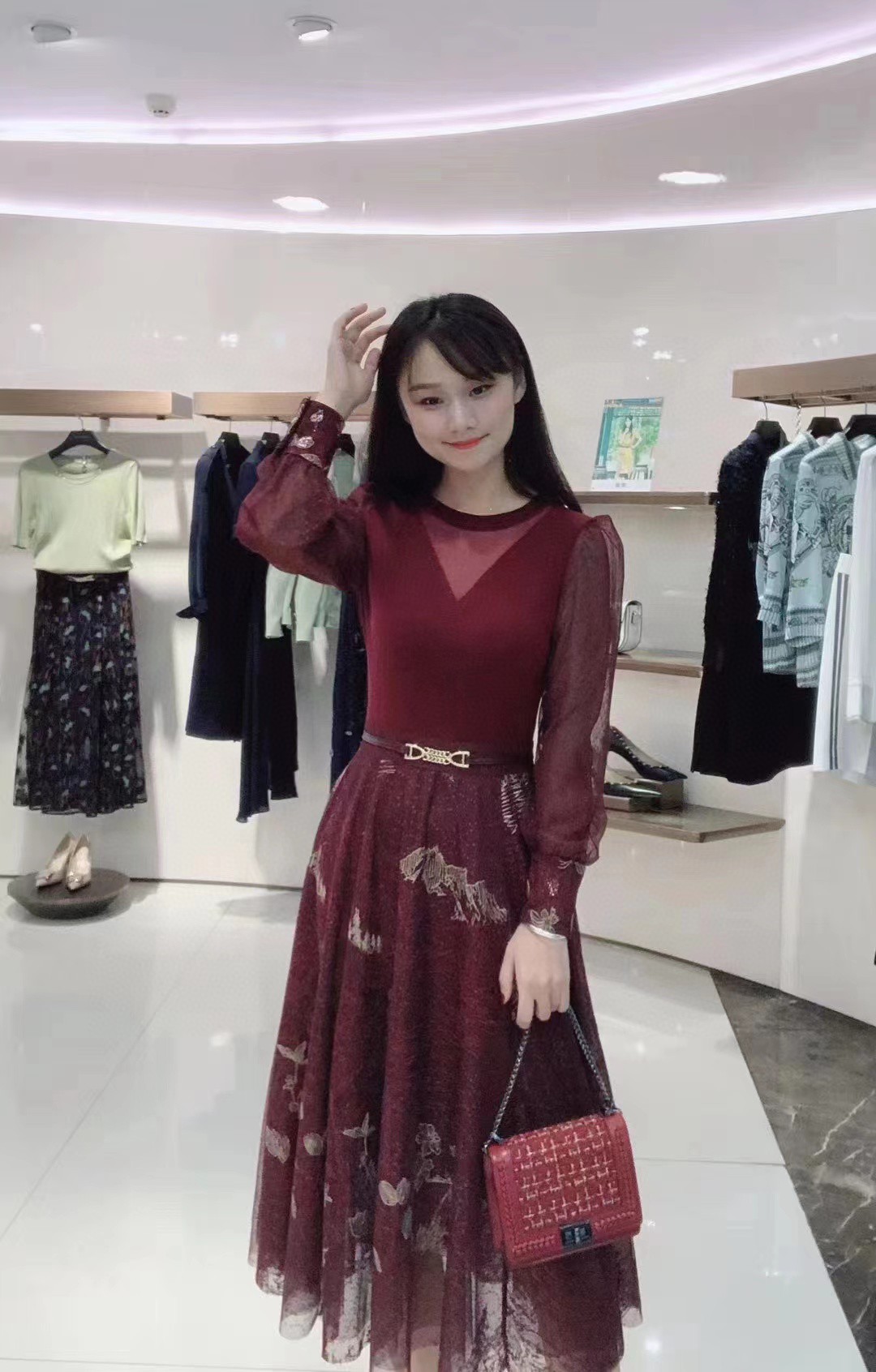 歌家女装  酒红色连衣裙  EWE203Y07600