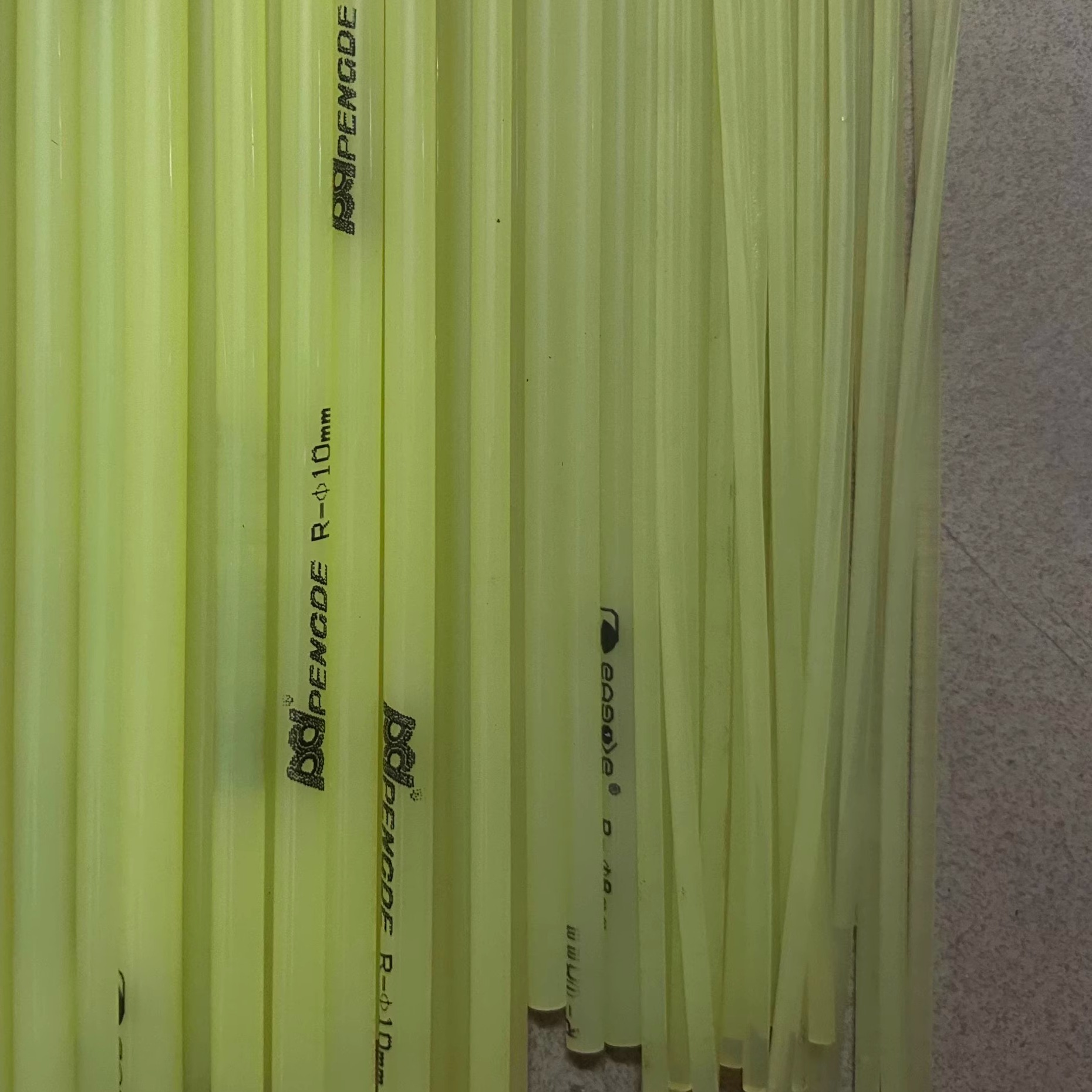 高硬度tpu胶棒聚氨酯棒优力胶棒