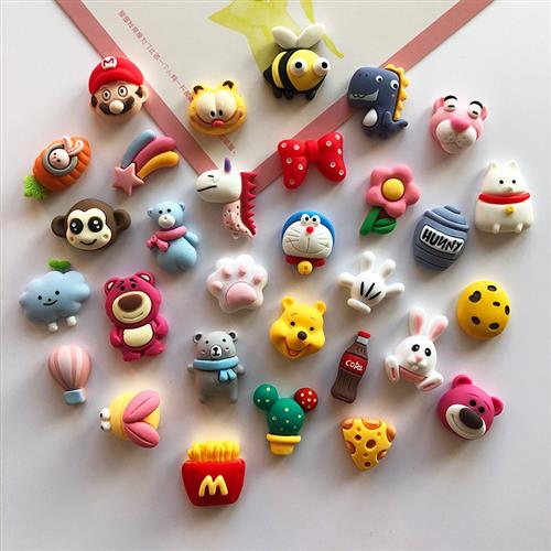 创意迷你冰箱贴可爱卡通草莓熊蛇年2025新款磁性装饰3D立体磁铁贴