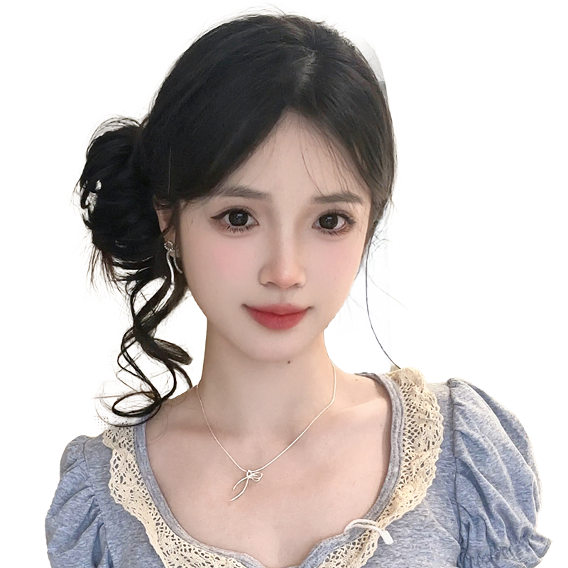 凌小姐古早味减龄龙须侧扎丸子头