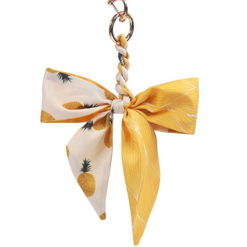 汽车钥匙扣挂件女高档编织丝带蝴蝶结挂绳马蹄扣钥匙链环包包挂饰