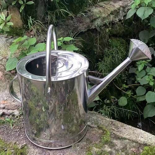 油壶加厚不锈钢洒水壶家用大容量长嘴浇花浇水浇菜淋花加油桶喷壶