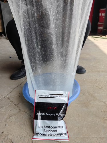 混凝土高分子润管剂混凝土泵送剂 高浓度速溶40秒出口包装