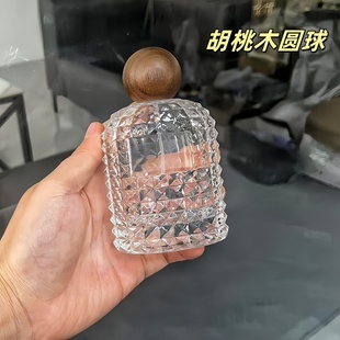 高档100ML螺口香水分装瓶便携式玻璃喷雾香水瓶喷雾空瓶按压式