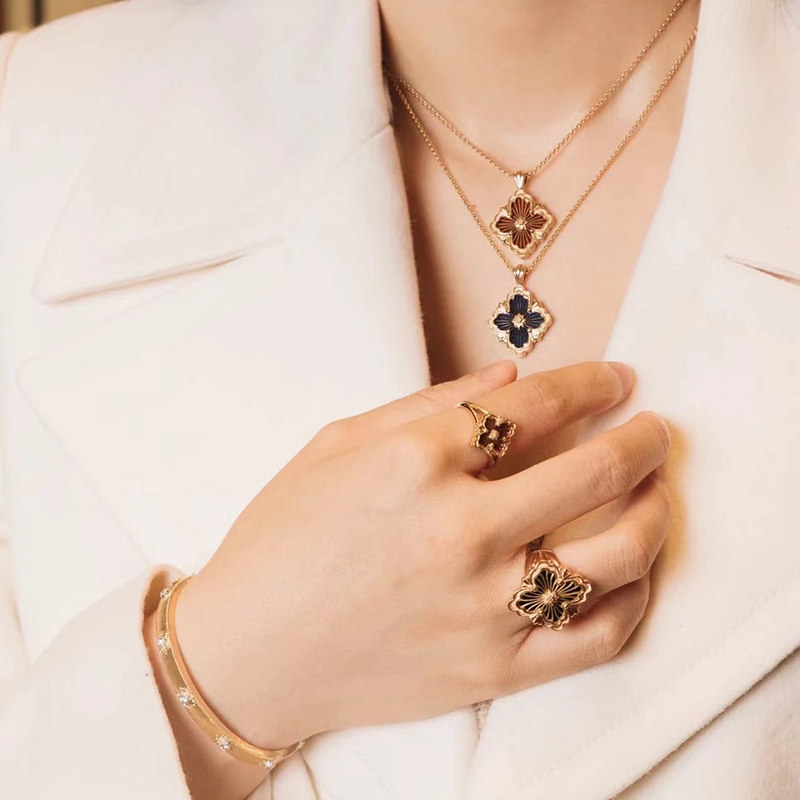 意大利拉丝工艺绿色菱形项链女 欧美复古宫廷风白贝母秋冬吊坠