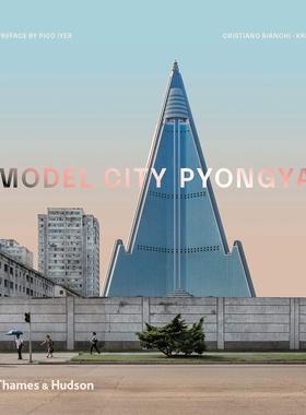 现货Model City Pyongyang 平壤 城市景观  社会纪实摄影集