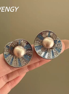 轻奢小众仿珍珠贝壳满钻耳钉