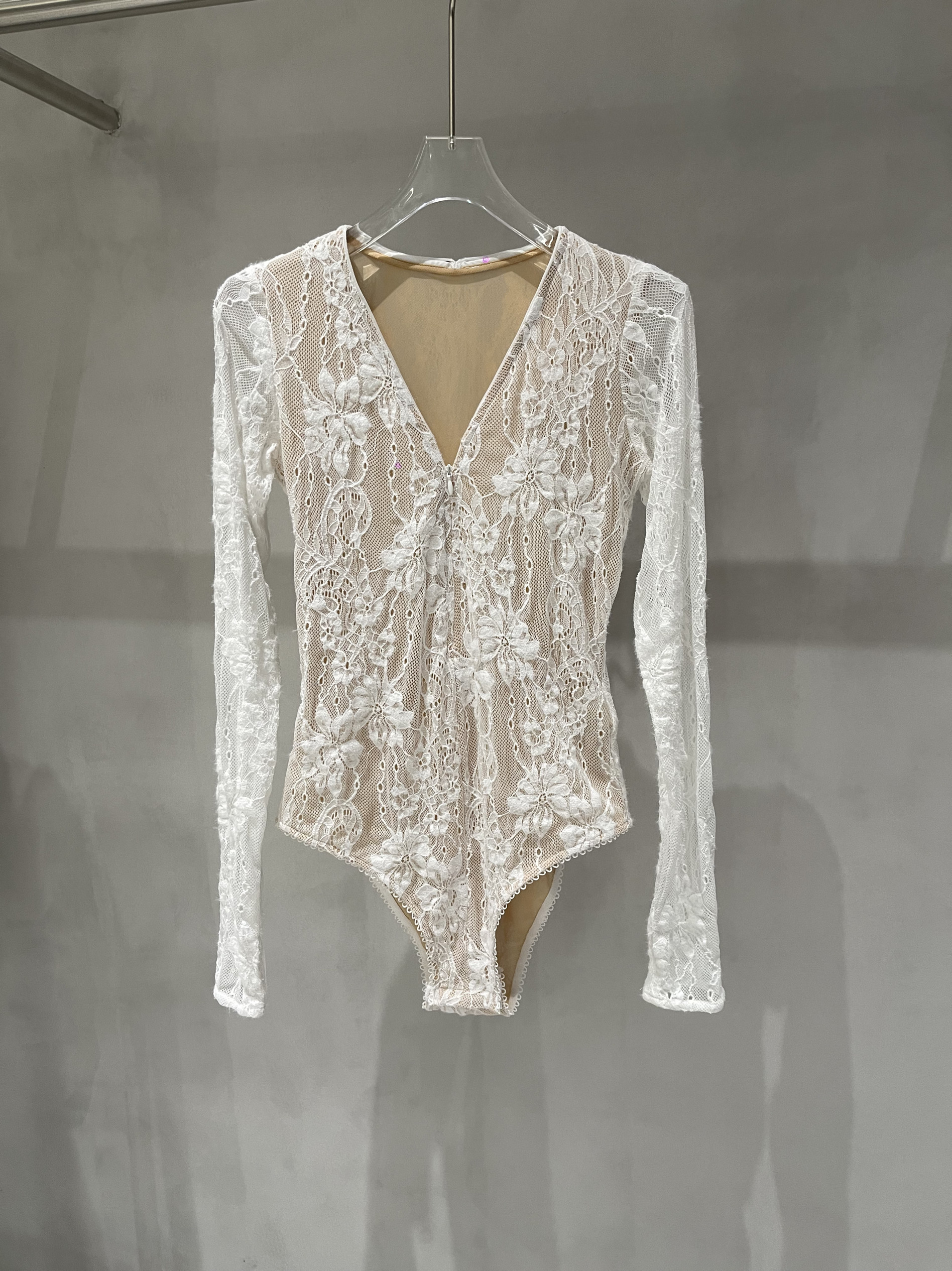 2026春季新款时尚纯欲拉链蕾丝连体衣女长袖镂空紧身显瘦内搭打底