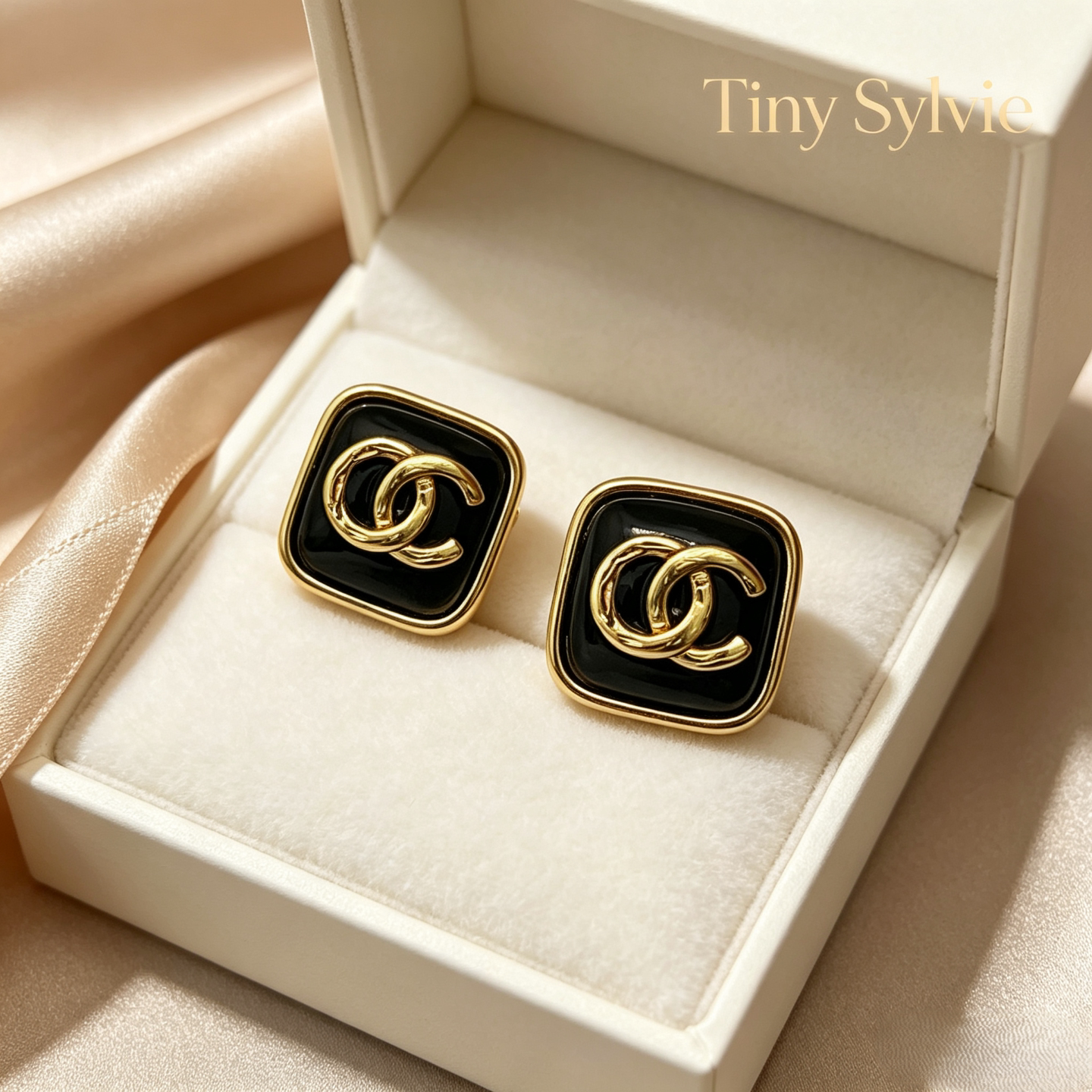 Tiny Sylvie黑色复古方块字母小香风耳钉女轻奢高级感耳环耳饰品