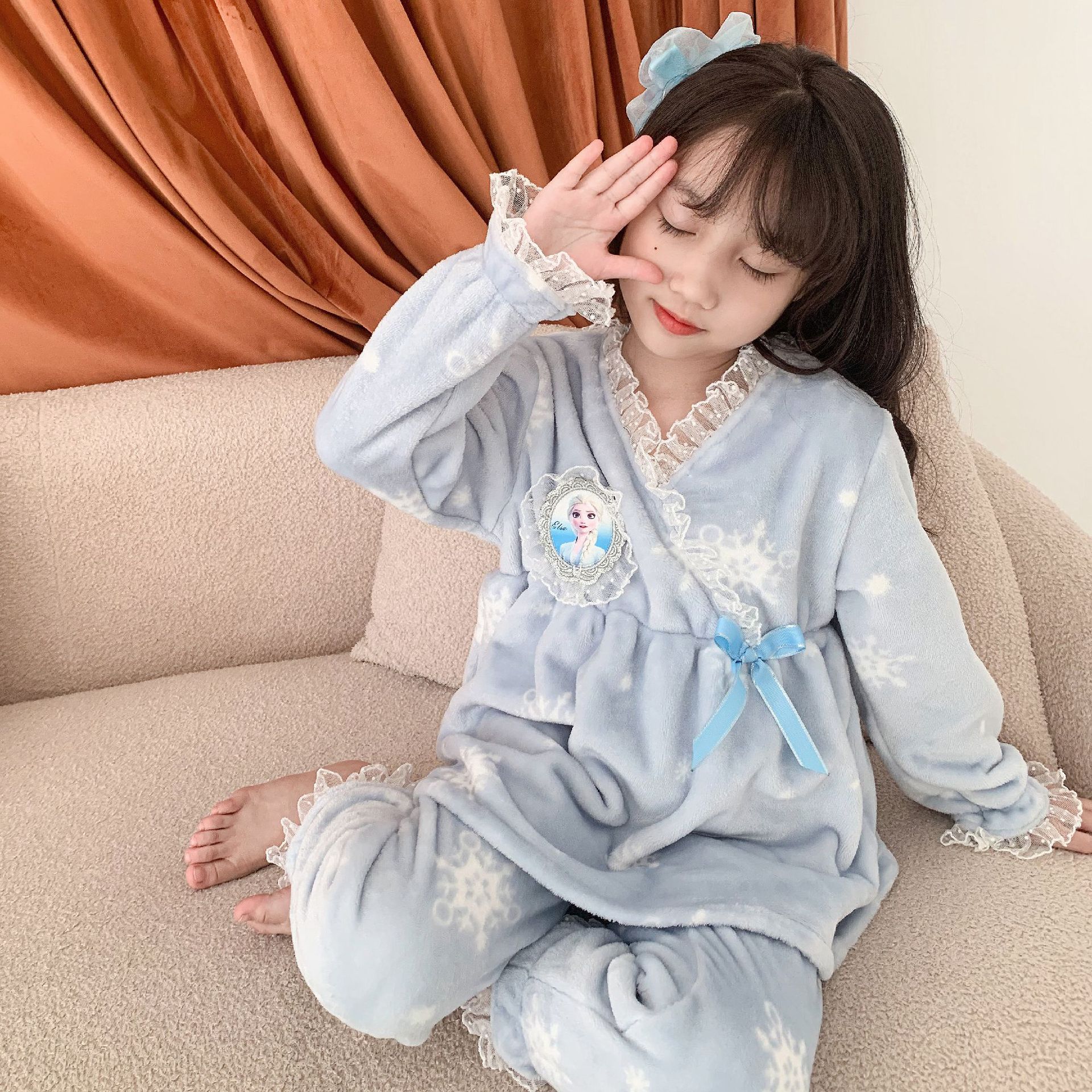 女童法兰绒爱莎公主家居服睡衣