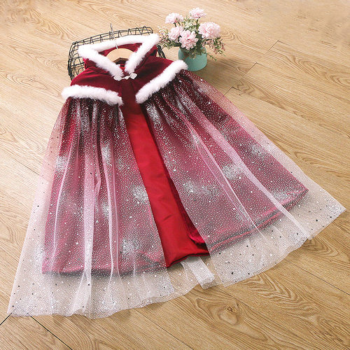 女童圣诞节装扮表演外出保暖披风