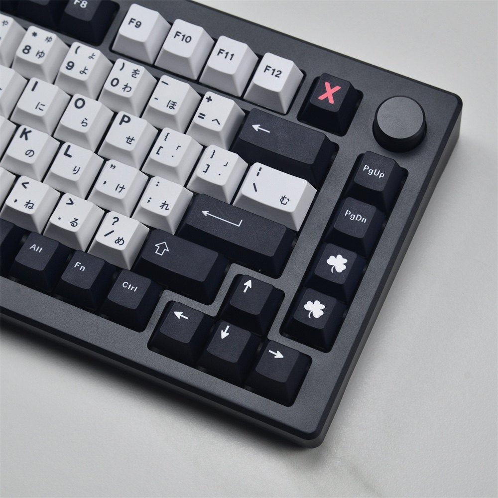 GMK 미니멀리스트 흑백 일본 애니메이션 PBT 오리지널 고승화 기계식 키보드