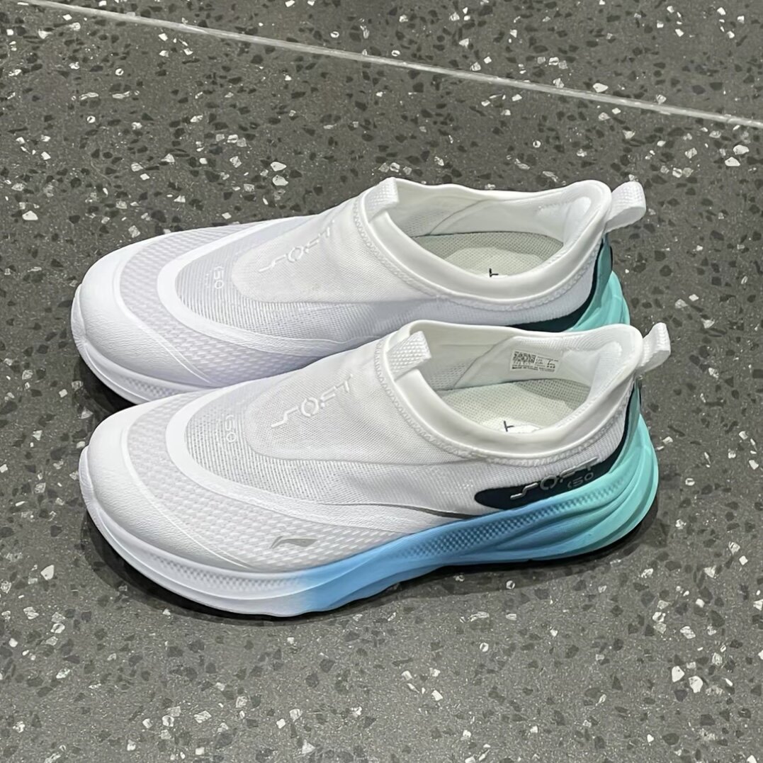 李宁  Soft Go 2  运动 稳定回弹一脚蹬慢跑复古休闲鞋AGLV005-66