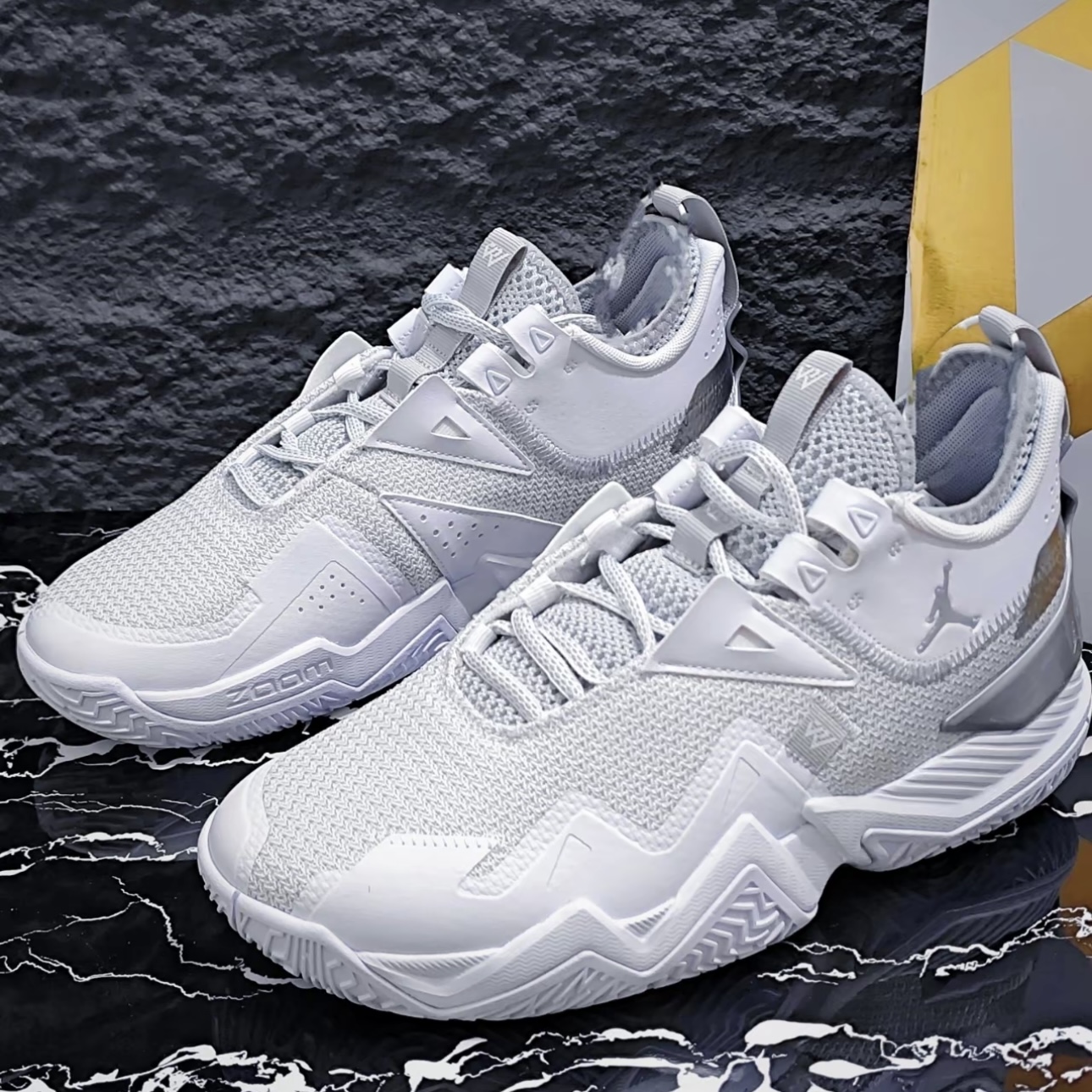 Jordan Westbrook One Take 1 威少防滑耐磨复古篮球鞋CJ0781-100