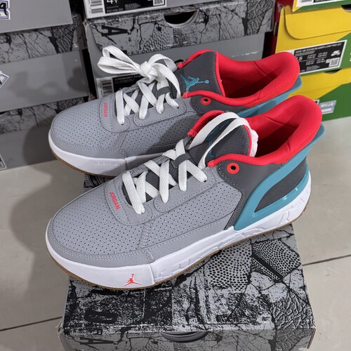 Jordan Day1 EasyOn 缓震透气 防滑耐磨 舒适篮球鞋FQ1306-002